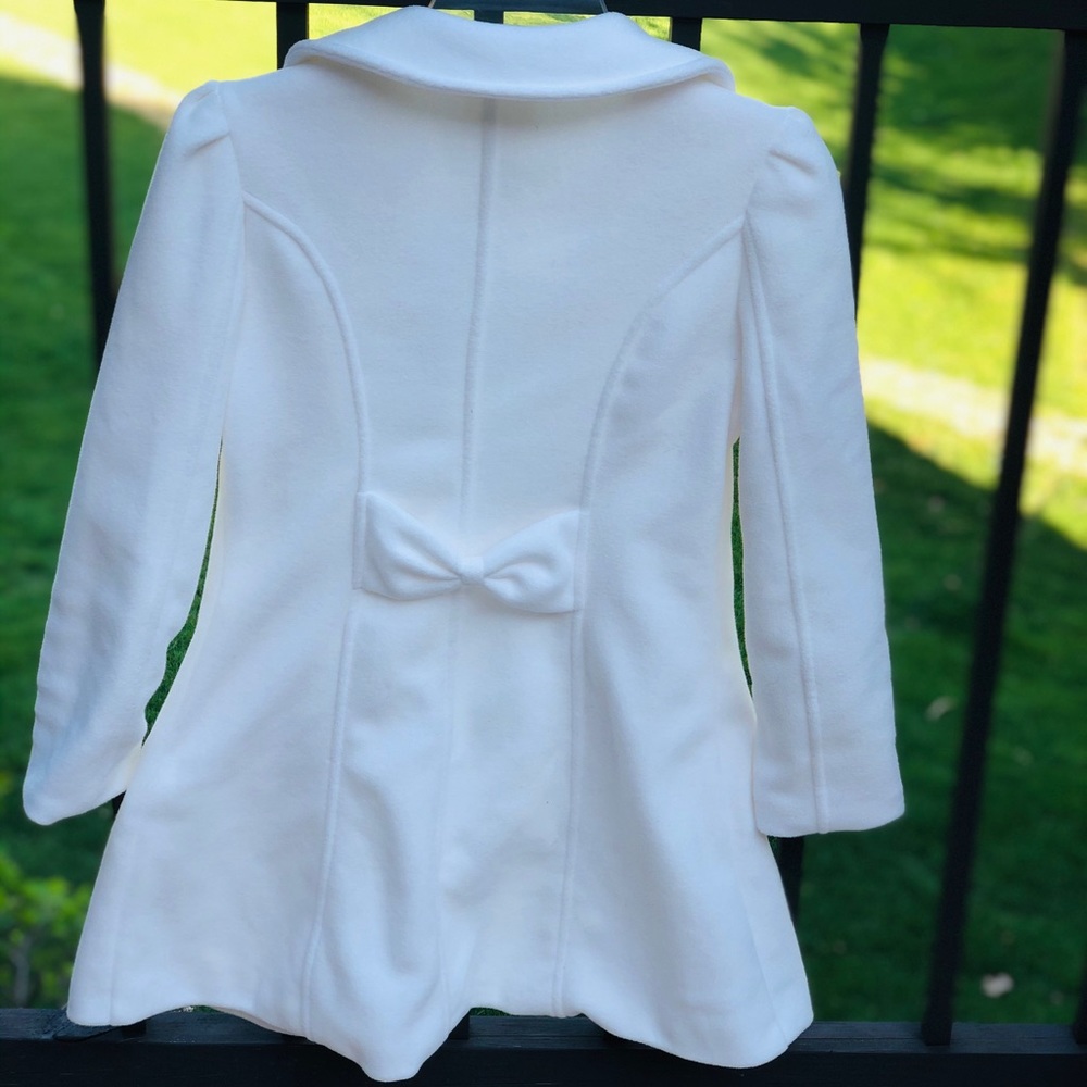Dressy white coat